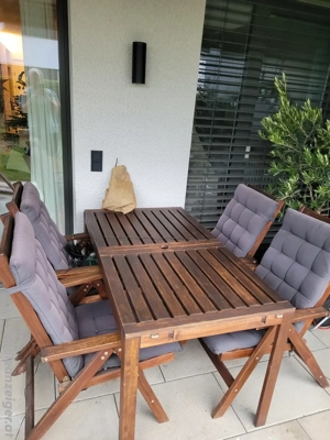 IKEA Gartentisch mit Stühlen + Polster