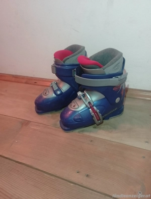 Kinderskischuhe Größe 33