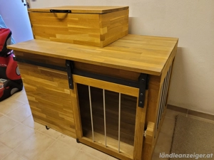 handgemachte Hundebox aus Holz