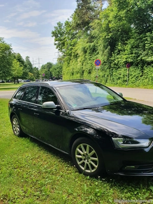 Audi A4 Avant 2.0 TDI Automatik ! Bild 2