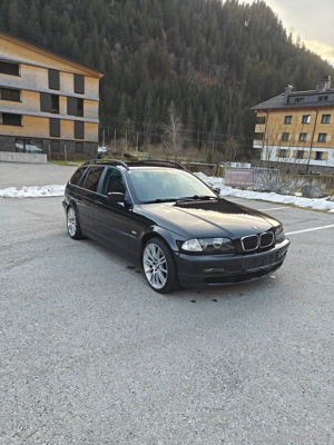 BMW 330D Fahrzeug mit Pickerl 