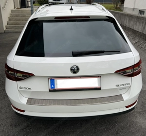 Skoda Superb Combi 2.0 TDI 4x4 DSG Style Bild 3