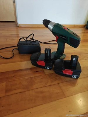 Parkside Akkuschrauber   2 Akku  Ladestation Bild 2