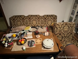 Alte Couch und Couchsessel Bild 4