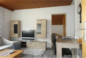 Kleine Wohnung in ruhiger sonniger Lage, nah zu Natur, nah zur Stadt Bild 2