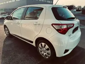 Toyota Yaris Bild 6