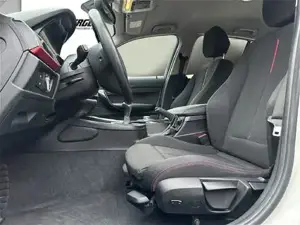 BMW 114d Xenon // Navi Bus. // Klimaaut. // Shz PDC Bild 10