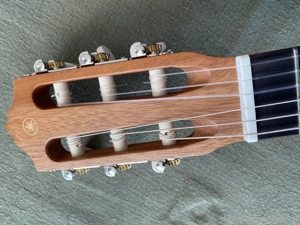 Yamaha Guitalele für Kinder - Originalstimmung Bild 3