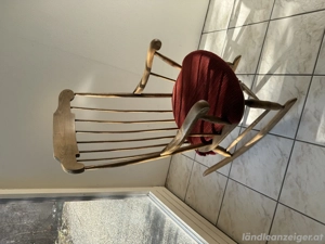 Schaukelstuhl mit Kissen Bild 3