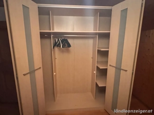 Kleiderschrank 4Teilig Bild 2