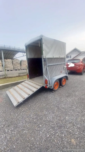 Viehanhänger zu verkaufen Bild 3