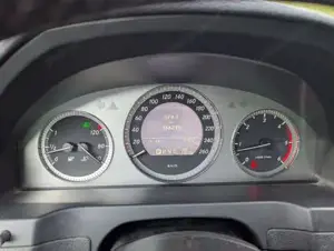 Mercedes-Benz C-Klasse Bild 6