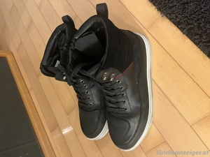 Hochwertiger Motorradschuh Bild 2