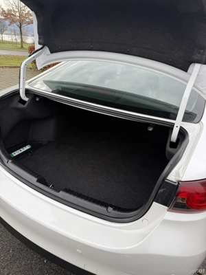 Mazda 6 Diesel 150 PS   frisch vorgeführt, top Zustand Bild 14