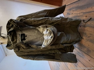 Jacke mit Trageeinsatz für Eltern mit Kind in Trage Bild 2