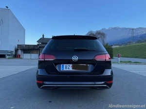VW Golf Variant (Kombi) 1,6 TDI DSG Bild 3