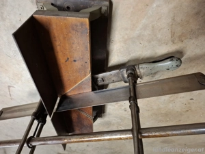 Kapsäge  händisch für schnelle Schnitte Bild 3