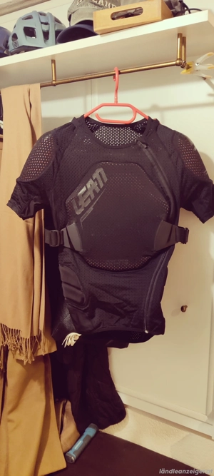 Leatt Body Tee 3DF AirFit Lite Protektorenshirt. 