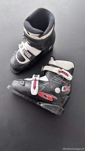 Kinderskischuhe 241 mm   gebraucht -Schuhgröße ca. 29 Bild 2