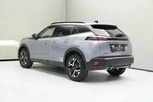 Peugeot 2008 1.2 PureTech 130 Allure (EURO 6d) LED KlimaA Bild 9