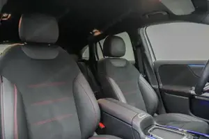 Mercedes-Benz GLA 200 d 4MATIC W-Paket Sport SpurW ParkAss. Bild 8