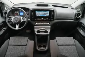 Mercedes-Benz Vito 116 CDI Tourer SELECT Lang SpurH ACC Navi Bild 6