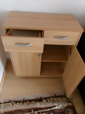 Holzkästchen mit 2 Schubladen + 2 Türen 