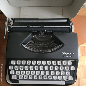 Olympia Splendid 33 Schreibmaschine Bild 2