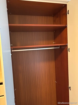 Riesen Kleiderschrank Bild 5