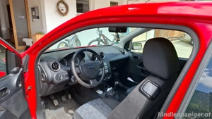 Ford Fiesta Ambiente 1.3 Bild 4