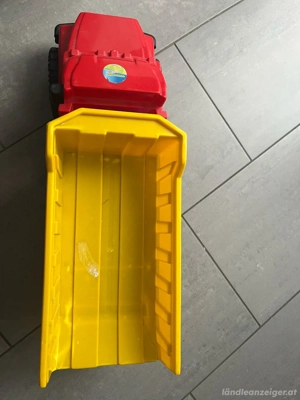Lastwagen Spielzeugauto Bild 4