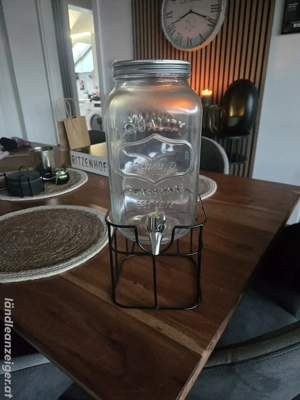 BUTLERS Getränkespender 4 lit mit Halterung Bild 3