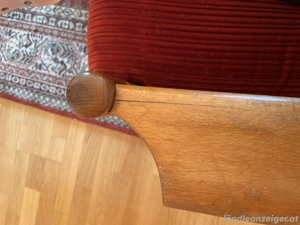 Sessel aus Holz mit Kissen Bild 3