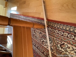 Sessel aus Holz mit Kissen Bild 6