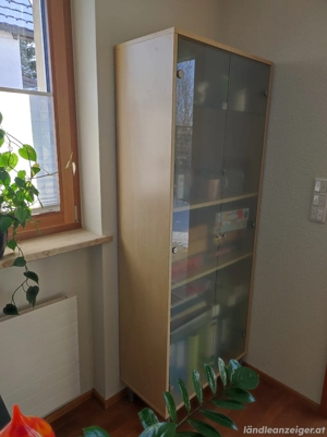 Glasschrank 