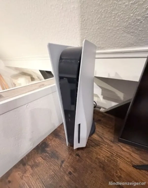 PS5 mit Spielen  Bild 2