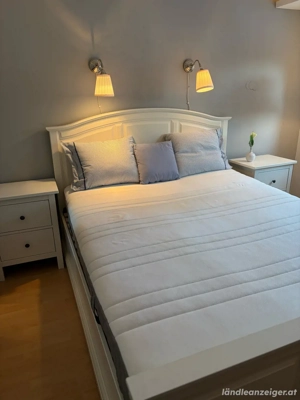 Komplettes Bett 160 cm inkl. Nachtkästchen & Lampen   sehr gepflegt