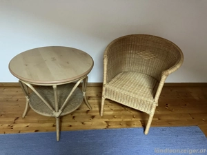 Tisch rund mit Sessel 