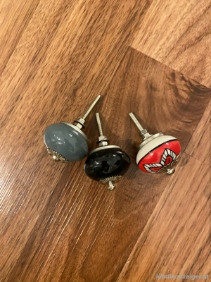 Knöpfe für Möbel Bild 2