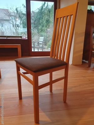 4 Holzstühle mit braunem Textilpolster Bild 2