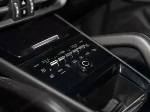 Porsche Cayenne Bild 13