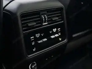 Porsche Cayenne Bild 18