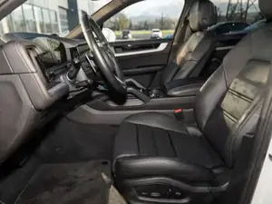 Porsche Cayenne Bild 11