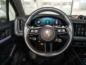 Porsche Cayenne Bild 16