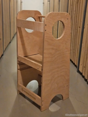 Hochstuhl zum stehen MONTESSORI  Bild 2