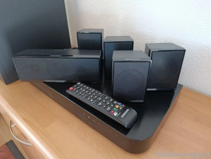 Samsung HT-J4500 Surroundanlage mit 3D Bluray Player  Bild 2