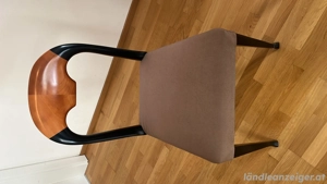 Tisch mit 4 Stühlen Tischlerarbeit Bild 3