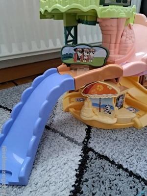 Blueys Familienhaus TUT TUT FLITZER Bild 4