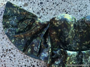 Abendkleid, Ballkleid, aus Samt, floral gemustert, Gr. 36 Bild 5