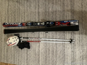 Ski Set (Helm Stöcke Handschuhe Schuhe)